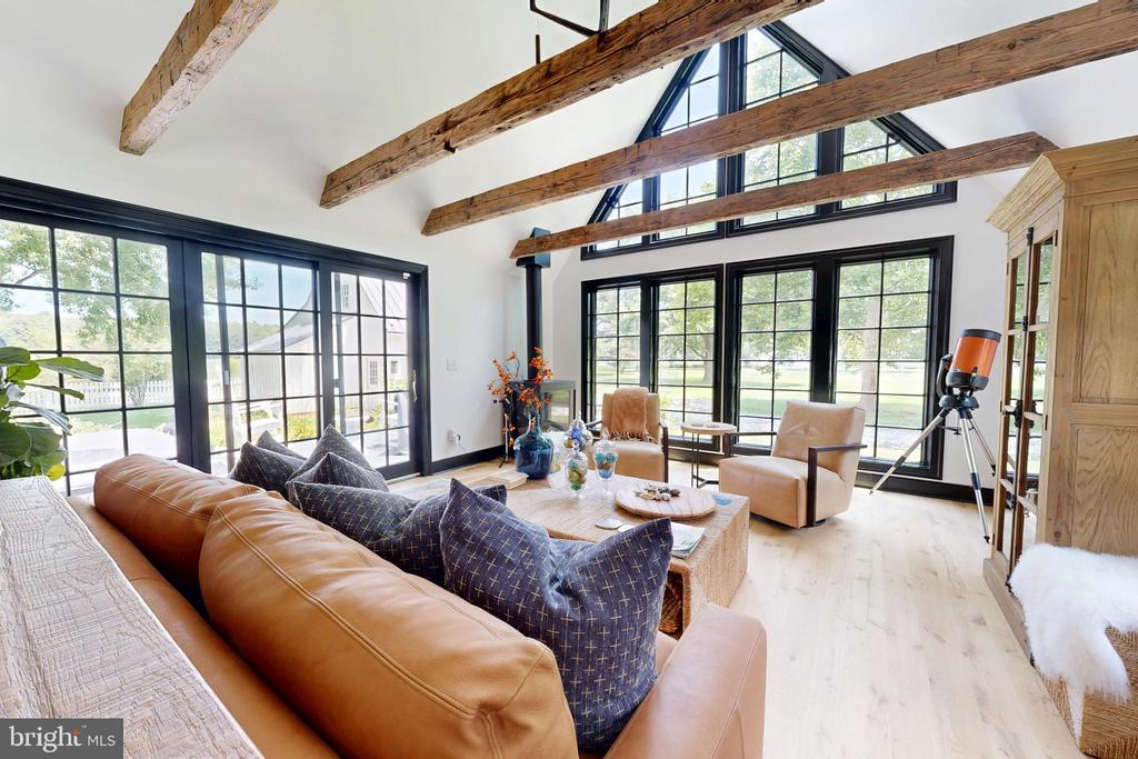 32137 DISCOVERY DRIVE