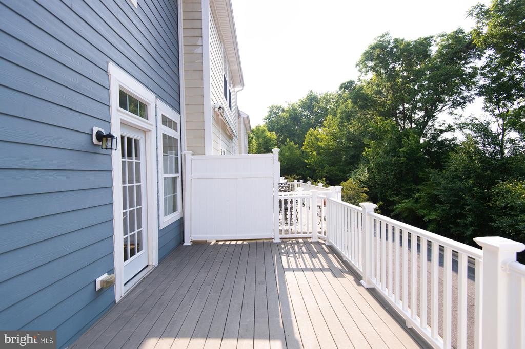 300 DIXON STREET Unit: 505