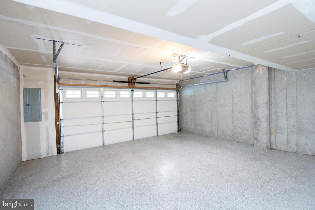 300 DIXON STREET Unit: 505