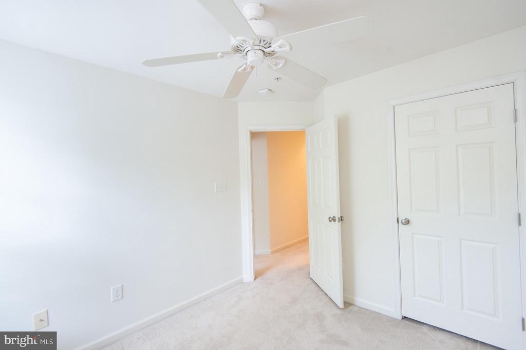 300 DIXON STREET Unit: 505