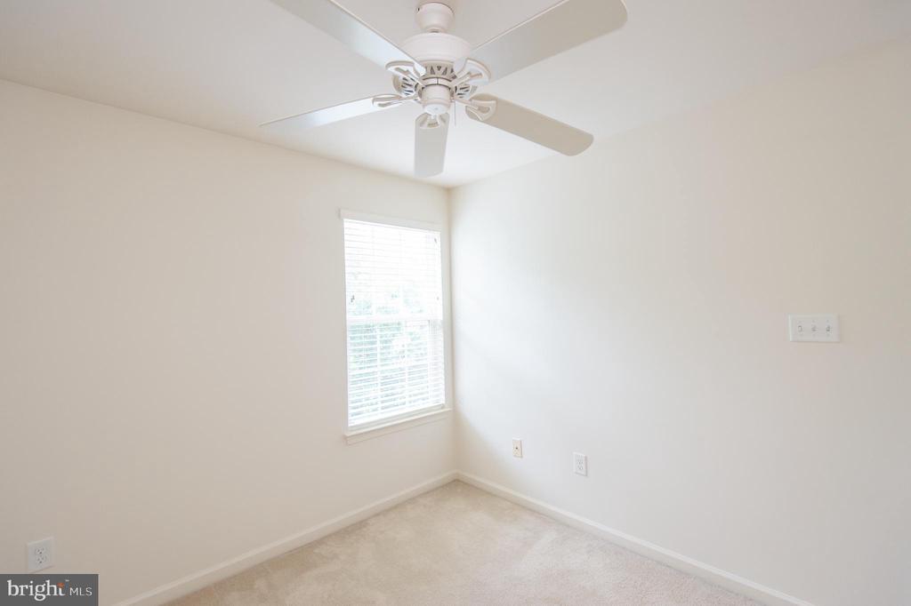 300 DIXON STREET Unit: 505