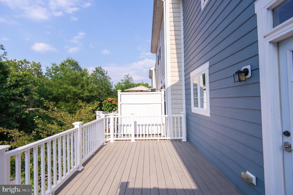 300 DIXON STREET Unit: 505