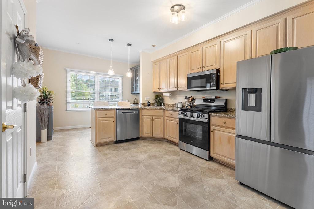 28491 PINEHURST CIRCLE