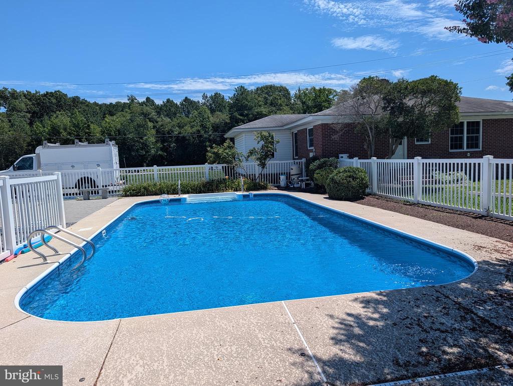 9005 CENTREVILLE ROAD