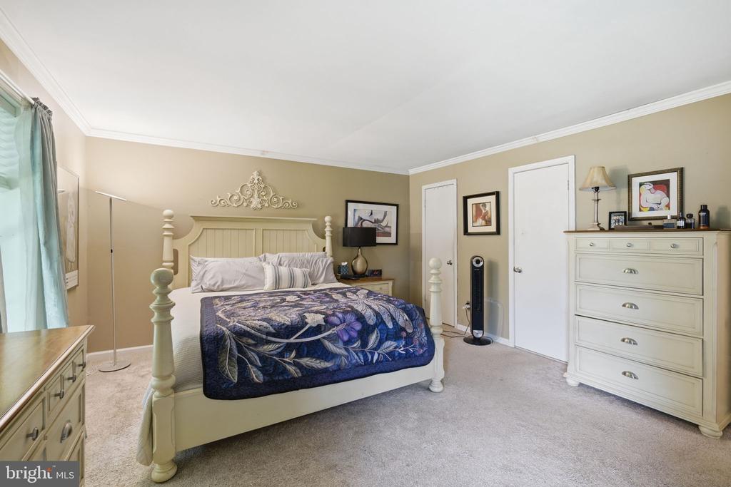 29397 PETUNIA DRIVE