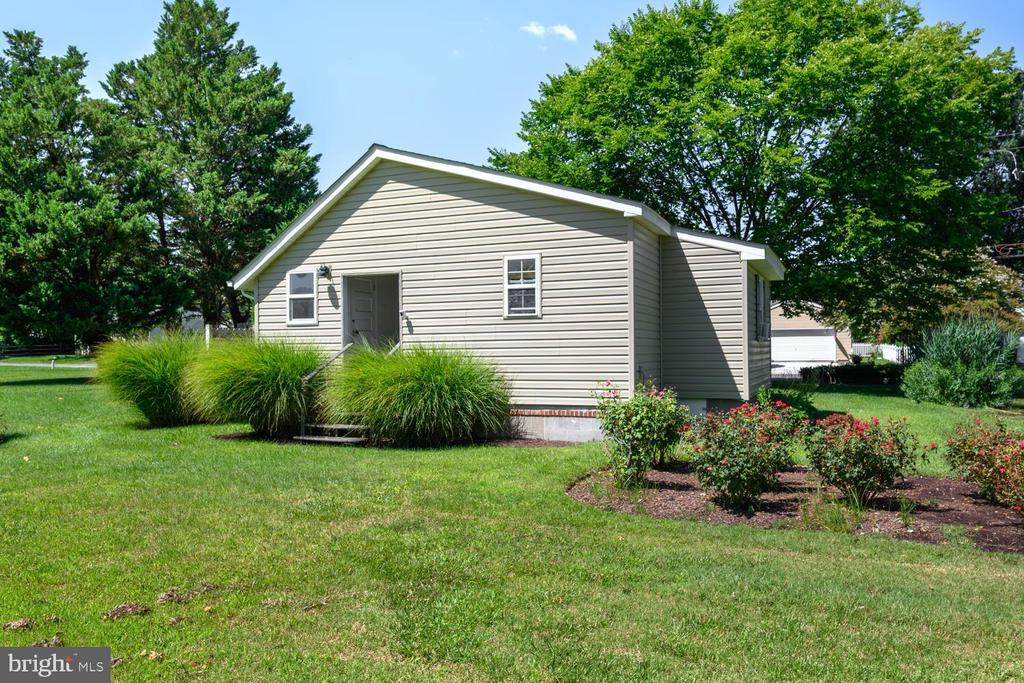 104 BONFIELD AVENUE