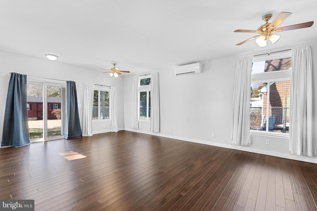 429 S WASHINGTON STREET Unit: APARTMENT B