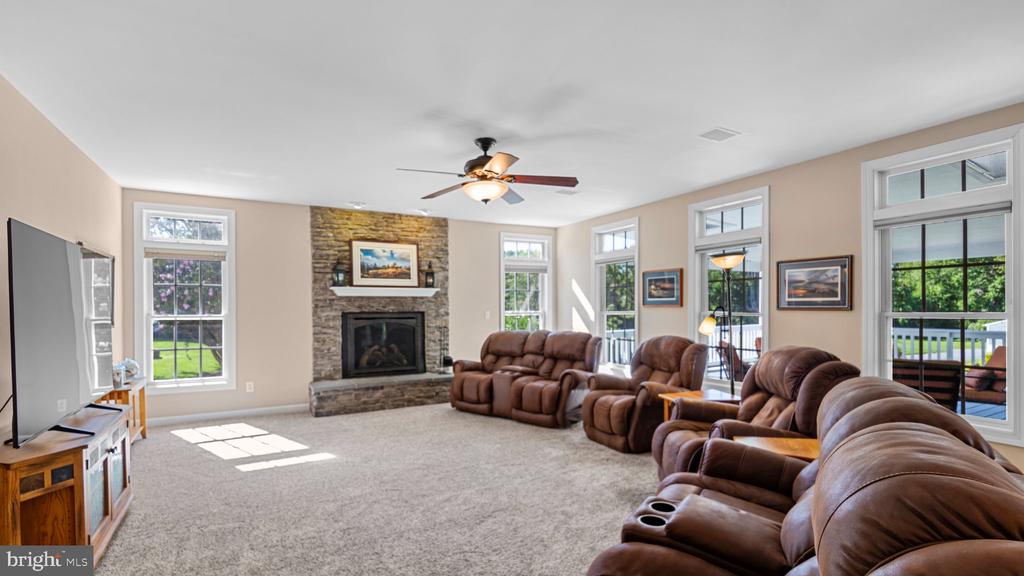29747 EASTON FARMS