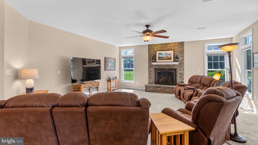 29747 EASTON FARMS