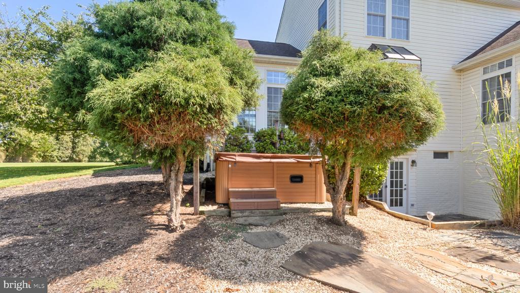 29747 EASTON FARMS