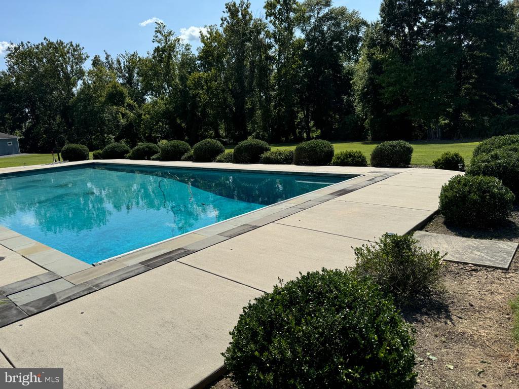 29747 EASTON FARMS