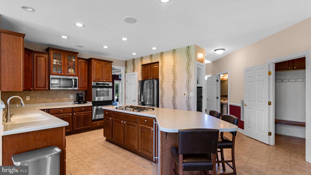 29747 EASTON FARMS
