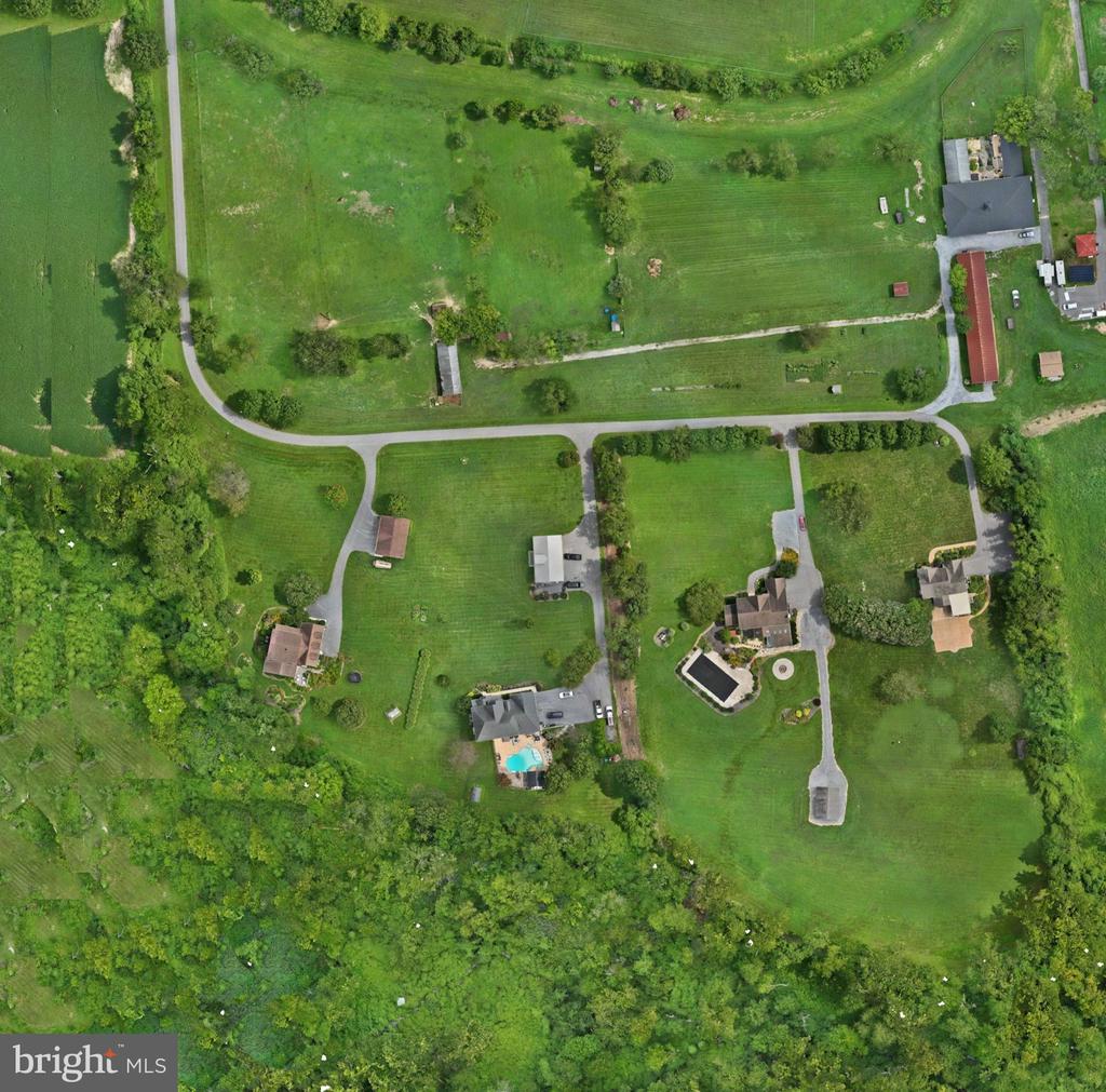 29747 EASTON FARMS