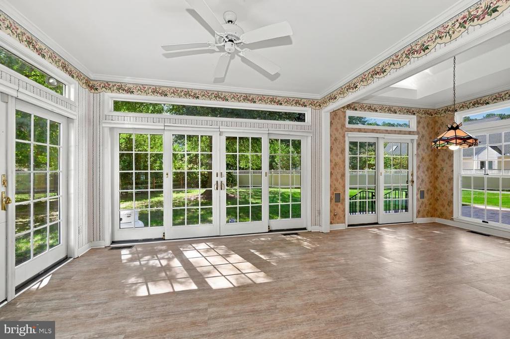 38 LONDONDERRY DRIVE