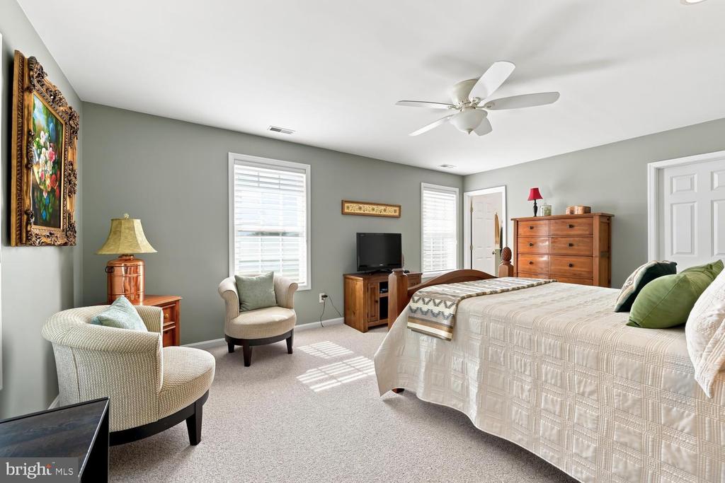 6280 BELLEVUE ROAD