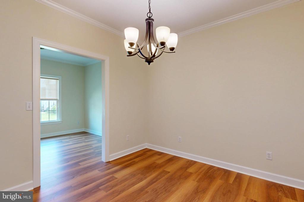 28461 PINEHURST CIRCLE