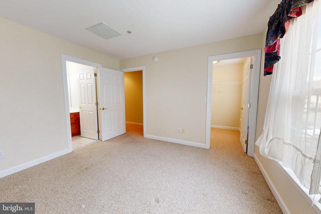 28461 PINEHURST CIRCLE