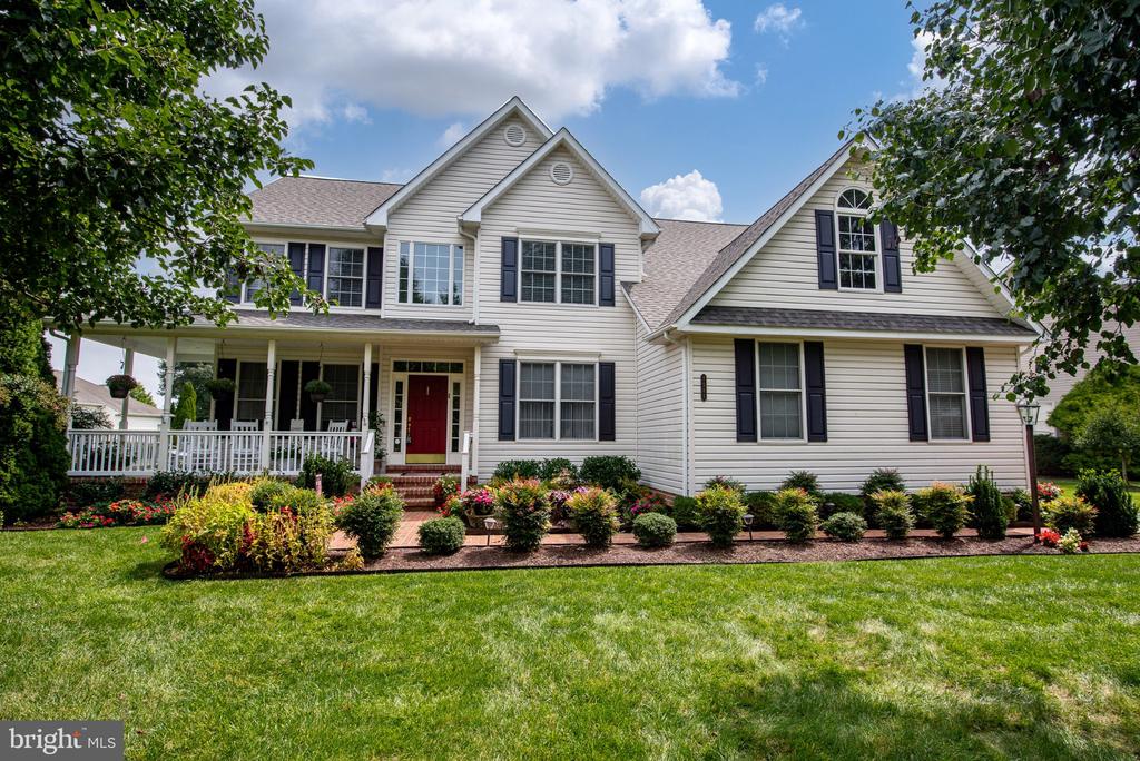 7583 EASTON CLUB DRIVE
