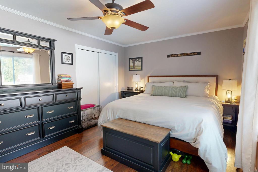 641 LOMAX STREET