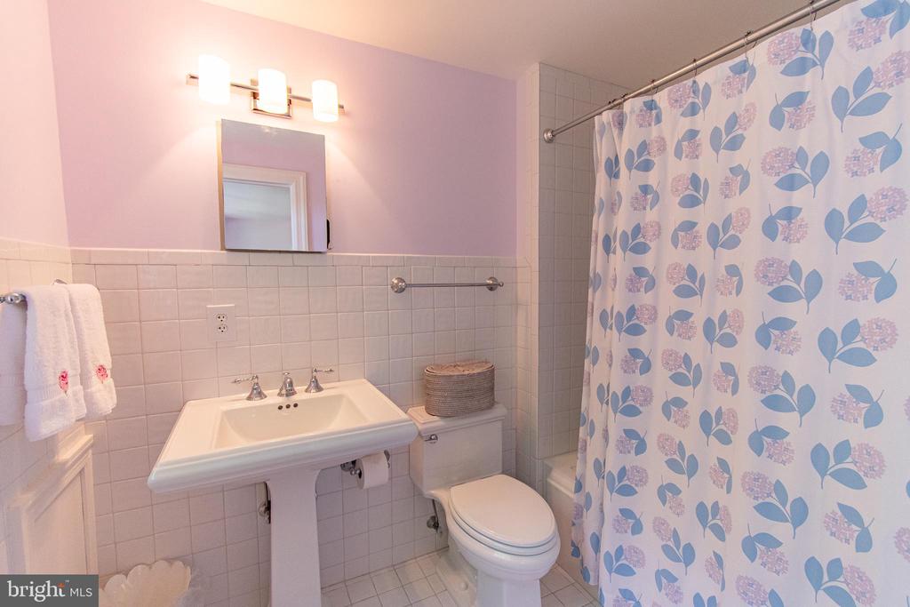 28161 HARLEIGH LANE