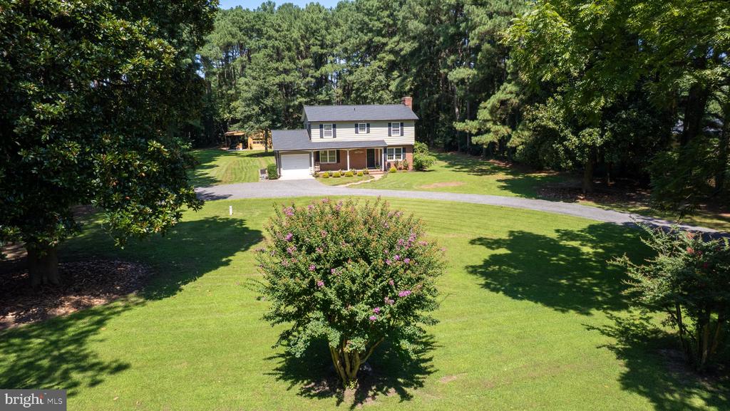 8235 INGLETON CIRCLE
