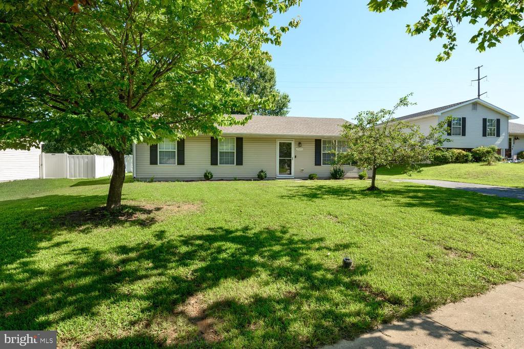 29245 CORBIN PARKWAY