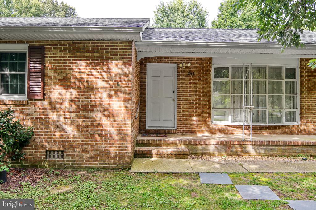 241 BROOKWOOD AVENUE