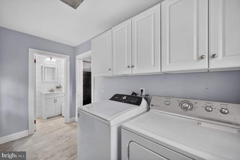 313 LINDEN AVENUE
