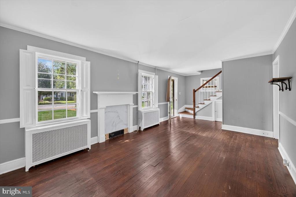 313 LINDEN AVENUE