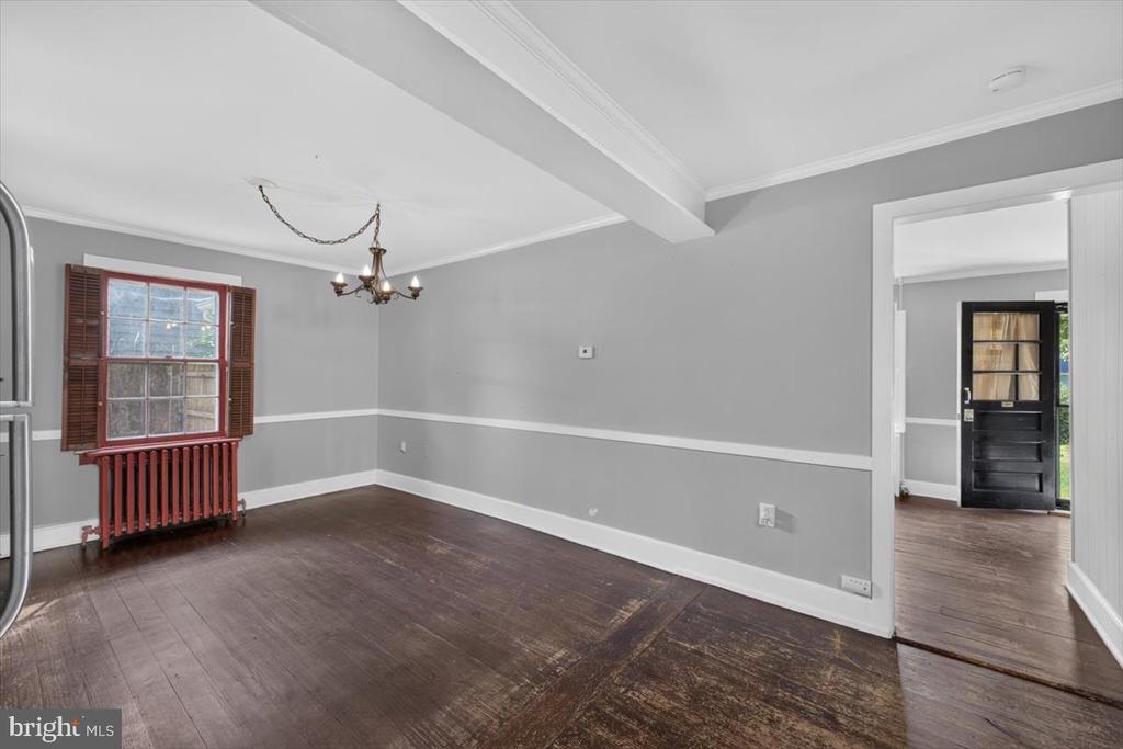 313 LINDEN AVENUE
