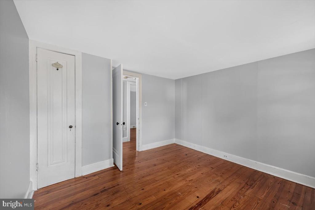 313 LINDEN AVENUE