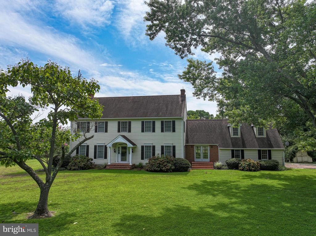 6253 MIDDLE POINT ROAD