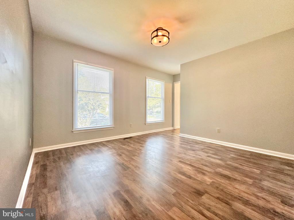 8337 COLONY CIRCLE