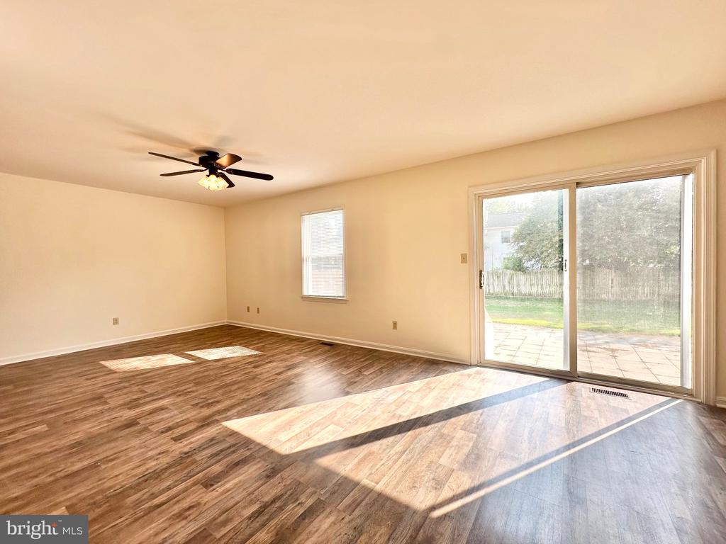 8337 COLONY CIRCLE