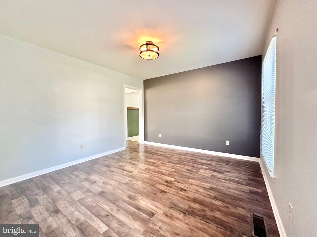 8337 COLONY CIRCLE