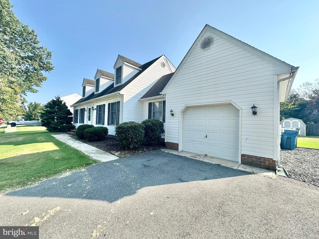 8337 COLONY CIRCLE