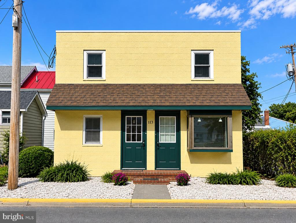 113 FREMONT STREET