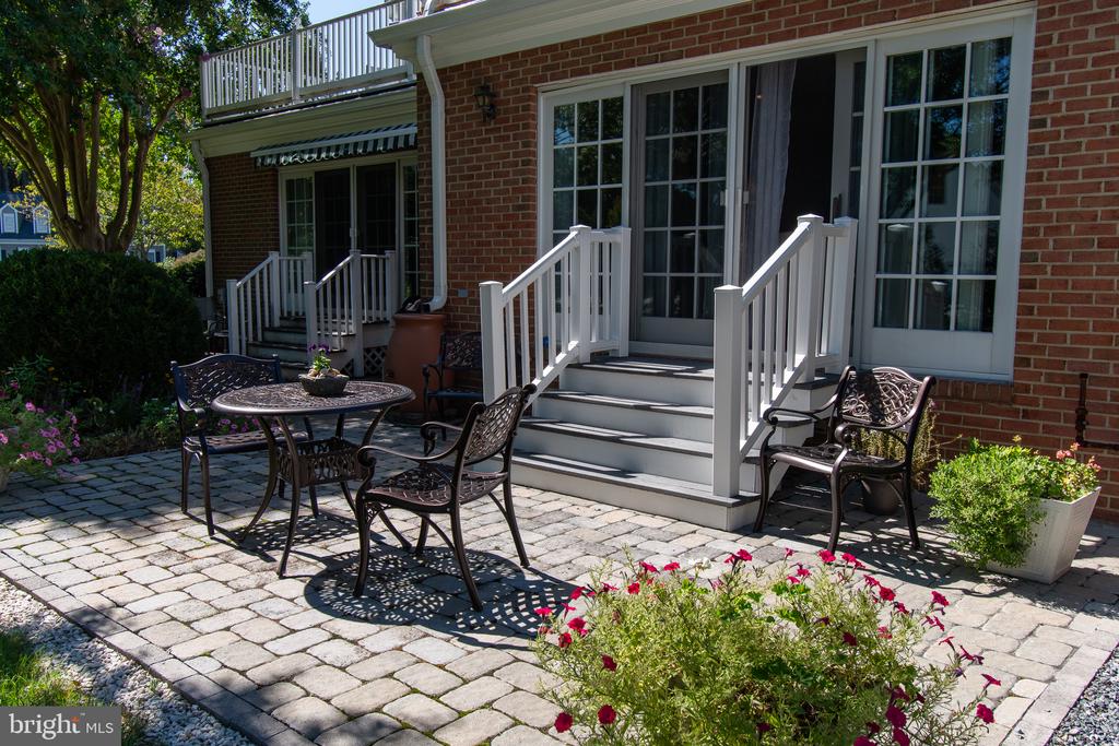 9521 QUAIL HOLLOW DRIVE Unit: 605