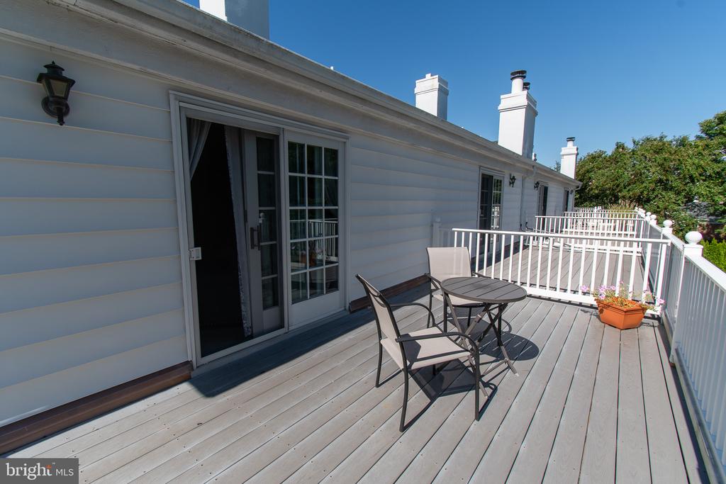 9521 QUAIL HOLLOW DRIVE Unit: 605
