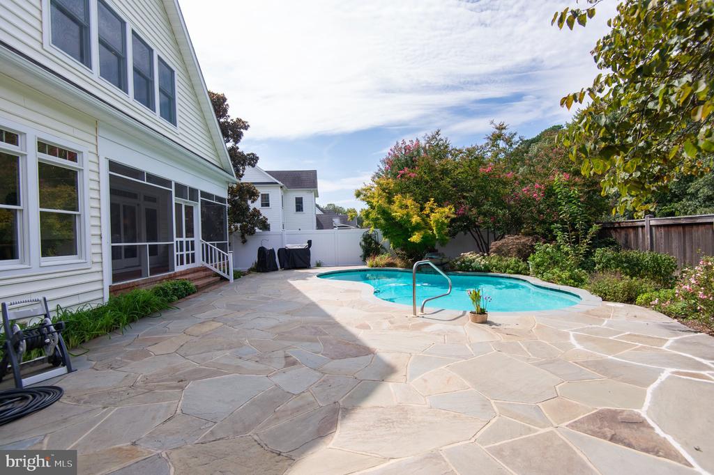 28658 HOPE CIRCLE