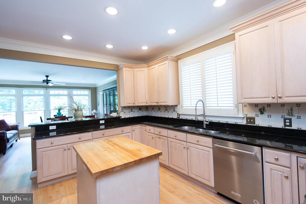28658 HOPE CIRCLE