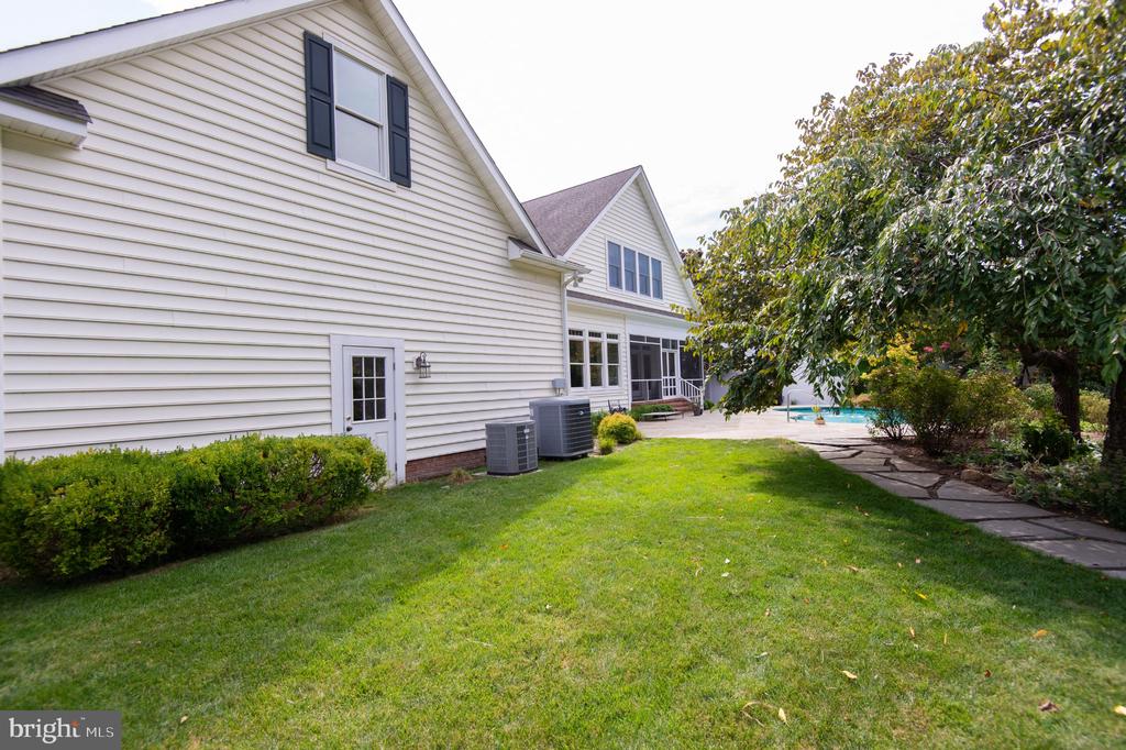 28658 HOPE CIRCLE
