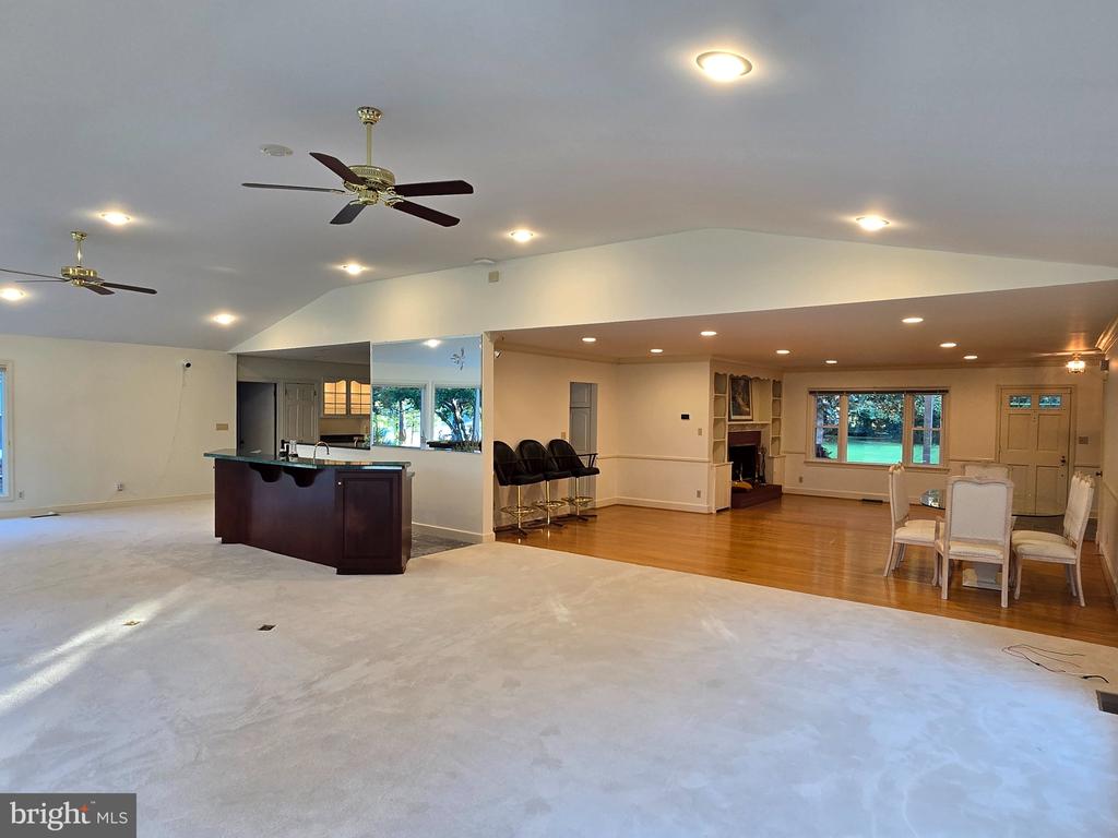 28082 OAKLANDS CIRCLE