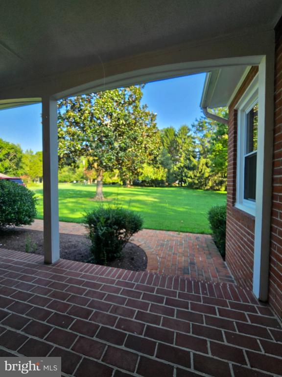 28082 OAKLANDS CIRCLE