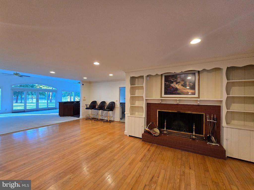 28082 OAKLANDS CIRCLE