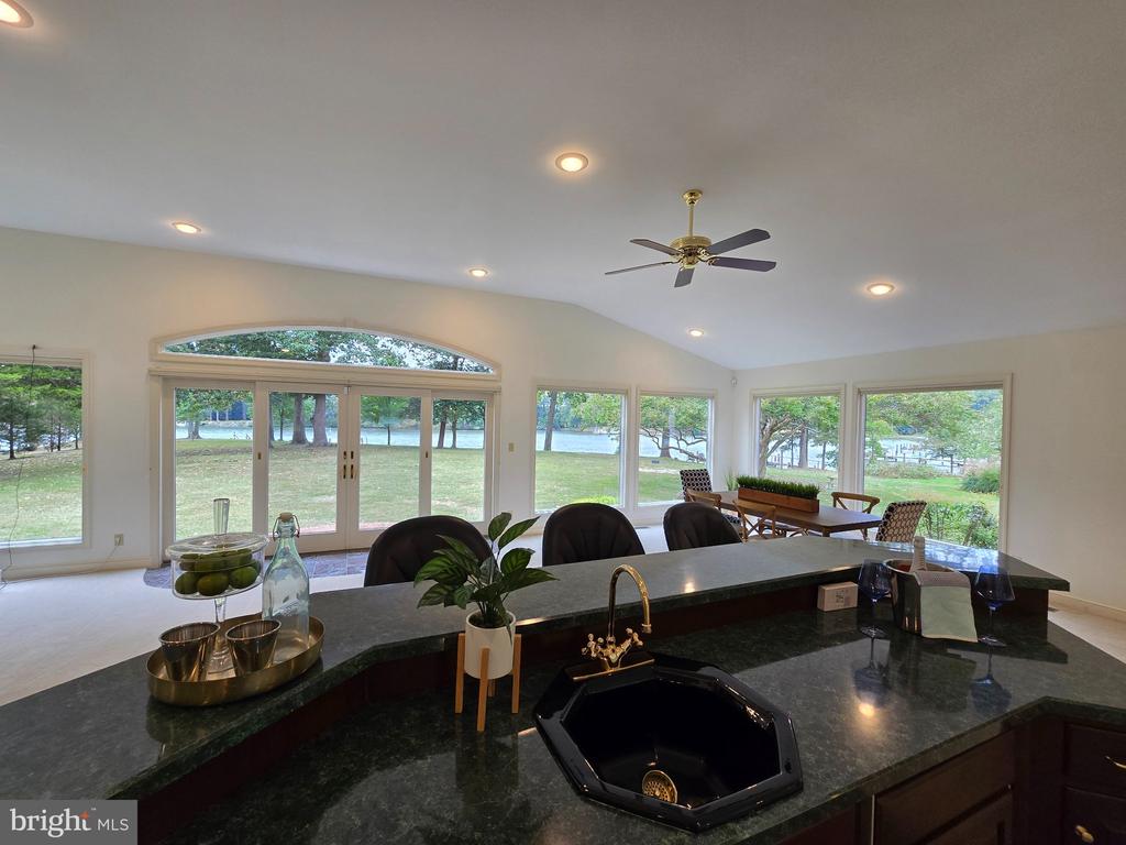 28082 OAKLANDS CIRCLE