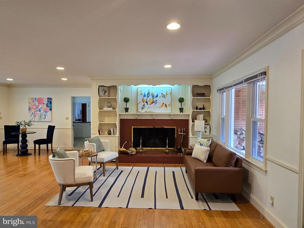 28082 OAKLANDS CIRCLE