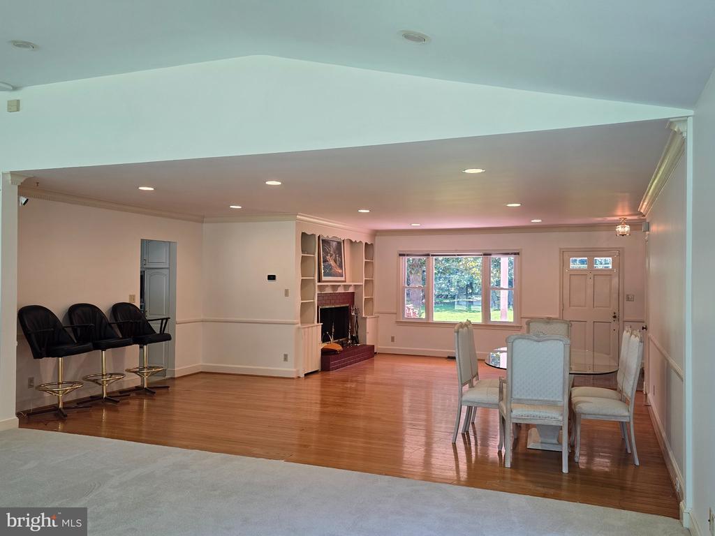 28082 OAKLANDS CIRCLE