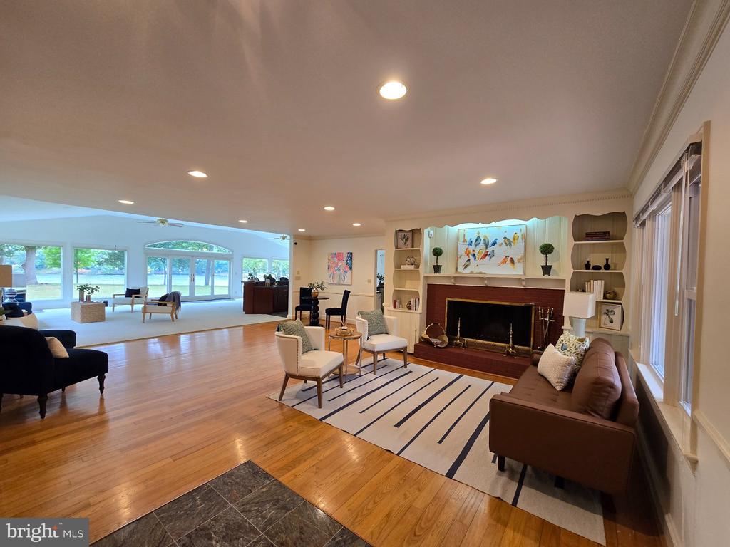 28082 OAKLANDS CIRCLE