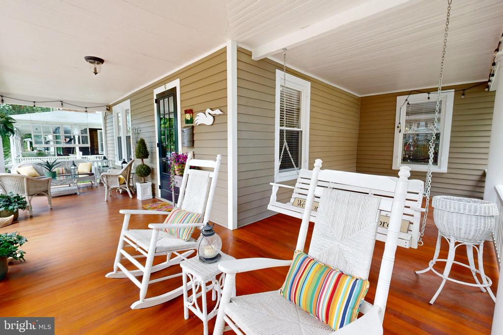 9 BROOKLETTS AVENUE